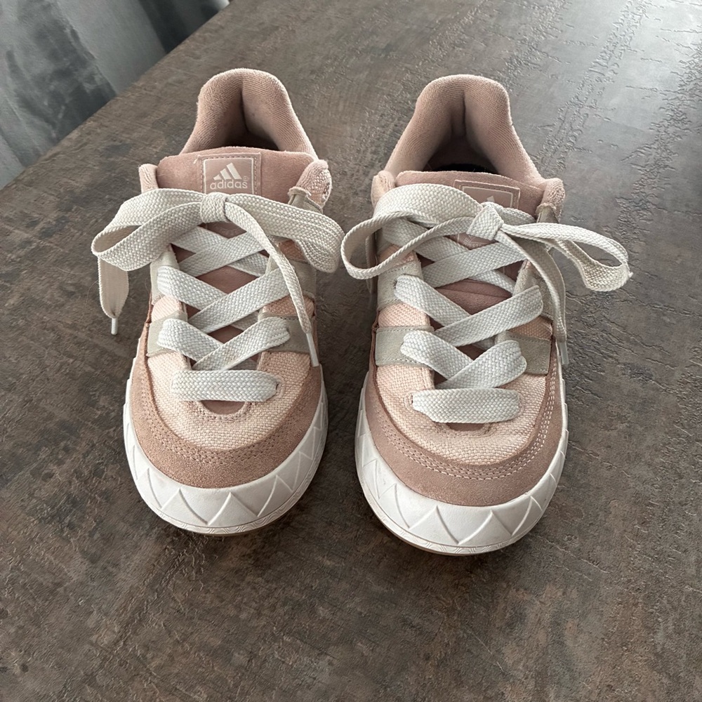 Adidas Sneakers Adimatic Pink & white (size : 8 womens / 7 mens)